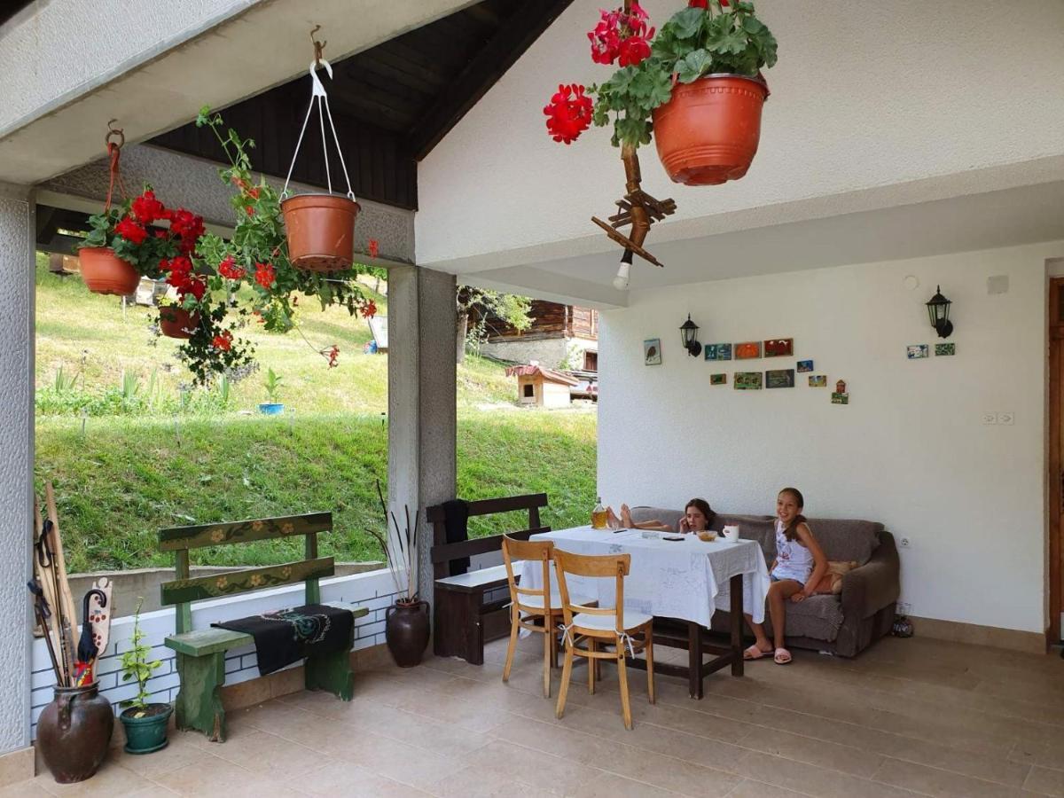 Bed and Breakfast Apartman Draga Mokra Gora Exterior foto